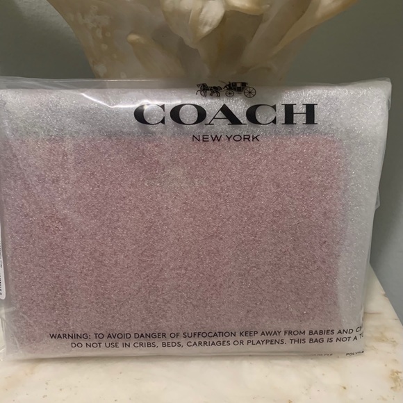 COACH WRISTLET. - Picture 5 of 7